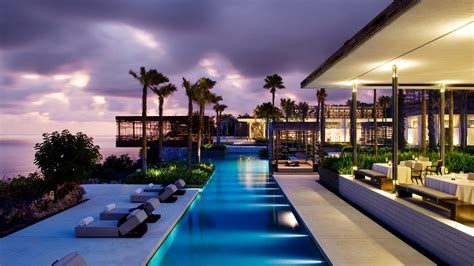 The 23 best Hyatt hotels in the world .